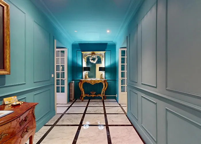 Silver Suite Five Stars Holiday House